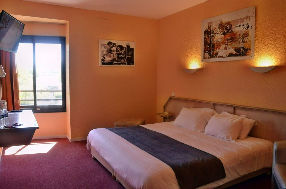 Logis Hotel Noemys Brive - Restaurant Le Teinchurier Eksteriør bilde
