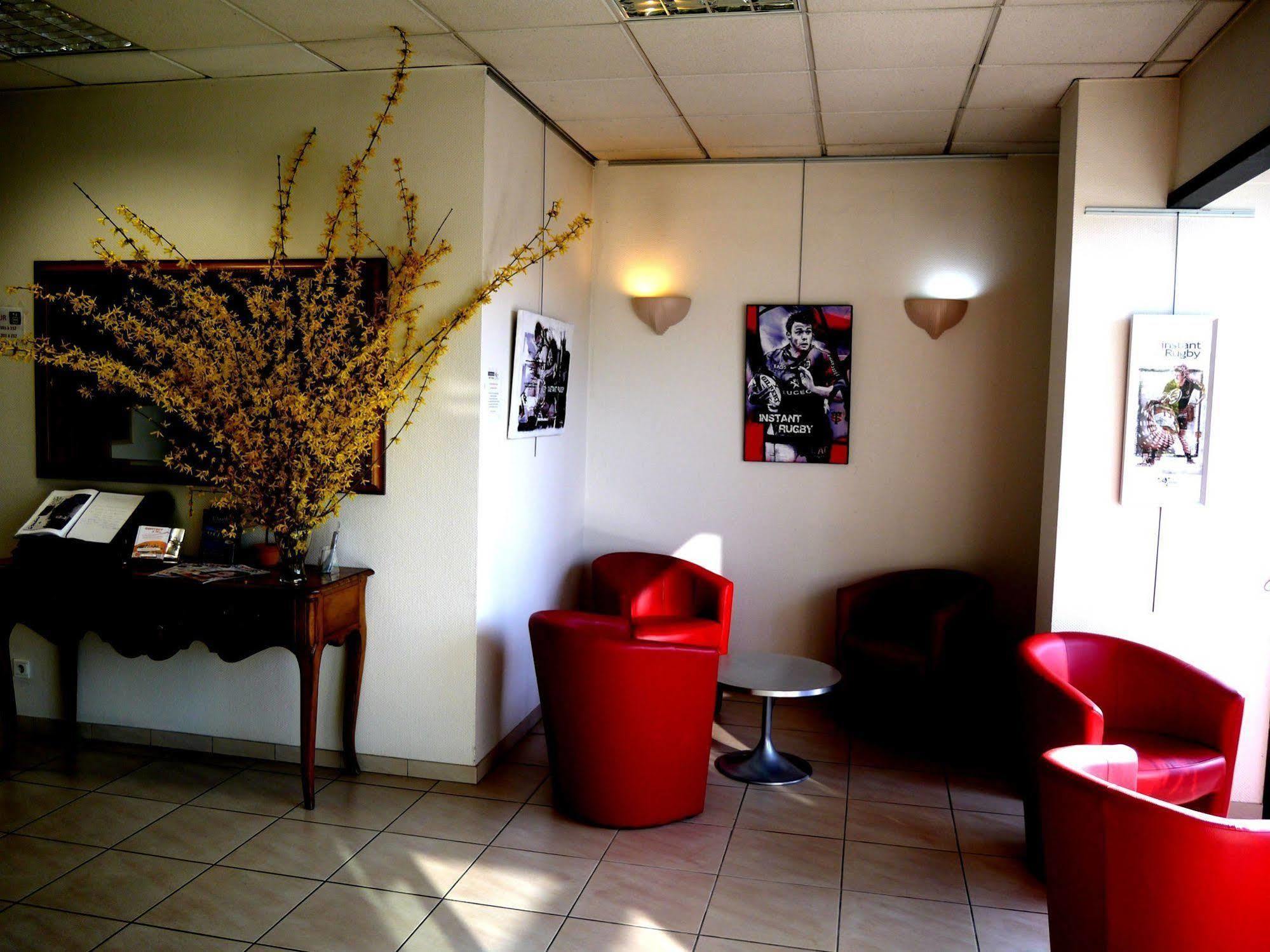 Logis Hotel Noemys Brive - Restaurant Le Teinchurier Eksteriør bilde